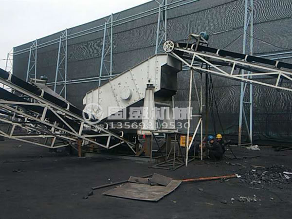 選礦用多層圓振動(dòng)篩 選礦用多層圓振動(dòng)篩