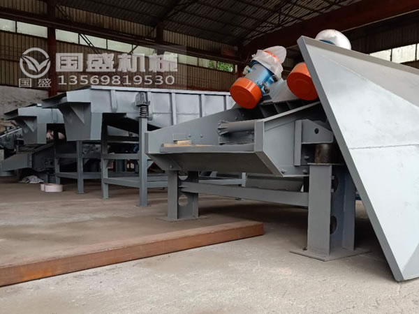 直線振動篩發(fā)貨現(xiàn)場 直線振動篩發(fā)貨現(xiàn)場