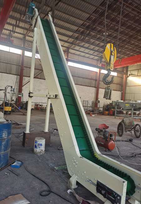 波紋擋邊皮帶輸送機 波紋擋邊皮帶輸送機