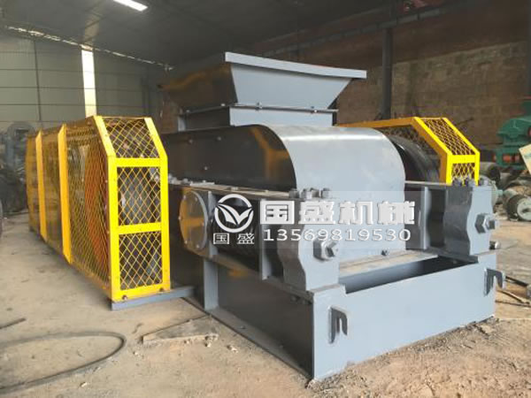 雙輥式對(duì)輥破碎機(jī) 雙輥式對(duì)輥破碎機(jī)