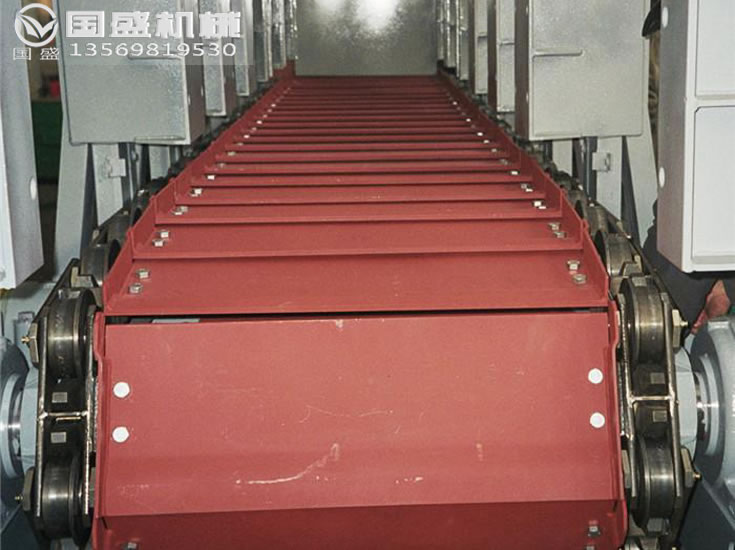 重型鱗板輸送機高端設(shè)計 重型鱗板輸送機高端設(shè)計