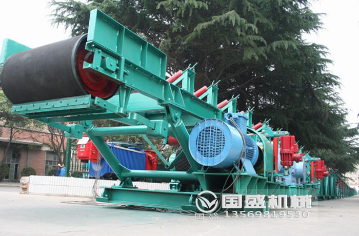 節(jié)能環(huán)保皮帶輸送機(jī) 節(jié)能環(huán)保皮帶輸送機(jī)